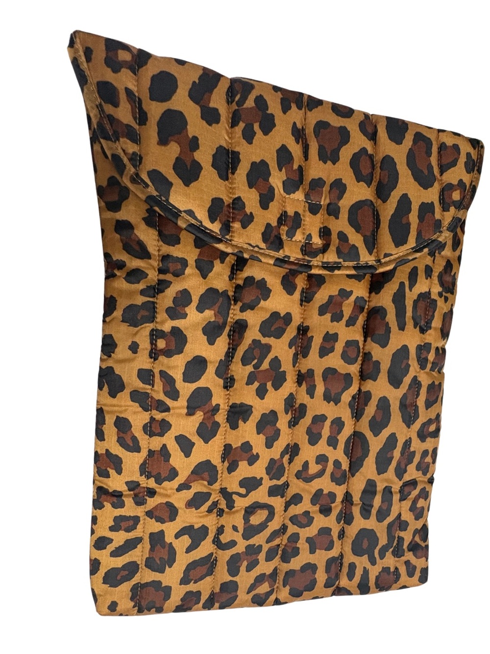 BAGGU Leopard Print laptop sleeve - like new ✨ 16”
